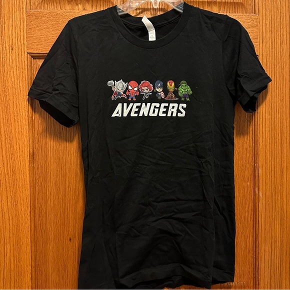 Avengers T-Shirt - Picture 1 of 3